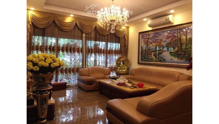 Bán nhà Liền Kề Tôn Đức Thắng -Đống Đa ,102m2 VỈA HẺ ,Ô TÔ TRÁNH,KINH DOANH,giá 27 tỷ